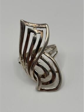 Vintage S Swirl Sterling Silver Stamped 925 Ring Size 8